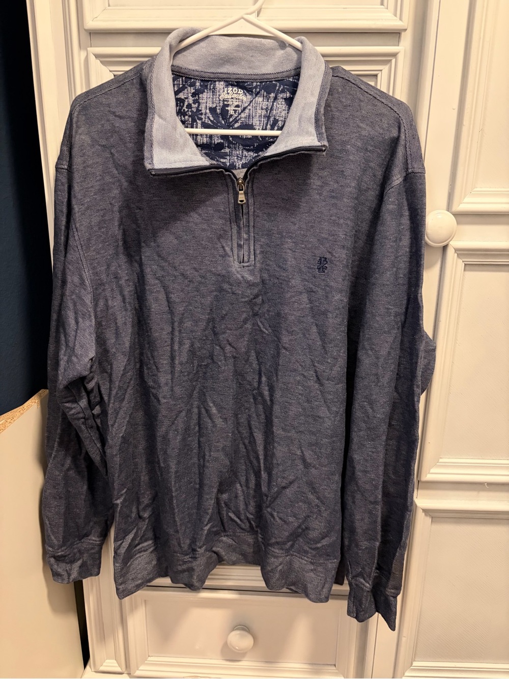Izod Men's Heathered Navy Blue Quarter-Zip Pullover